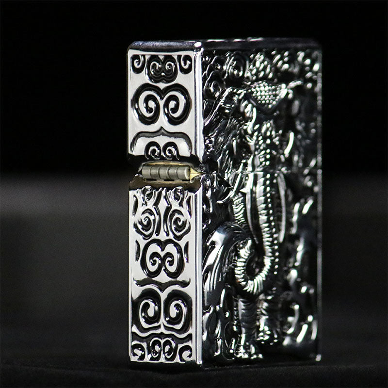 ROYAL TUSK LIGHTER (NEW)