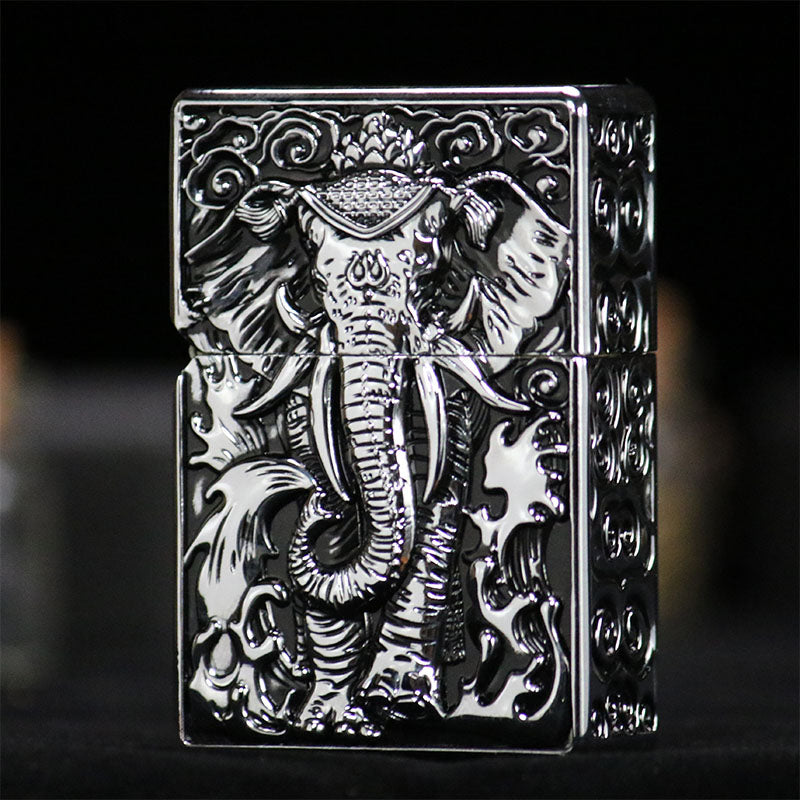 ROYAL TUSK LIGHTER (NEW)