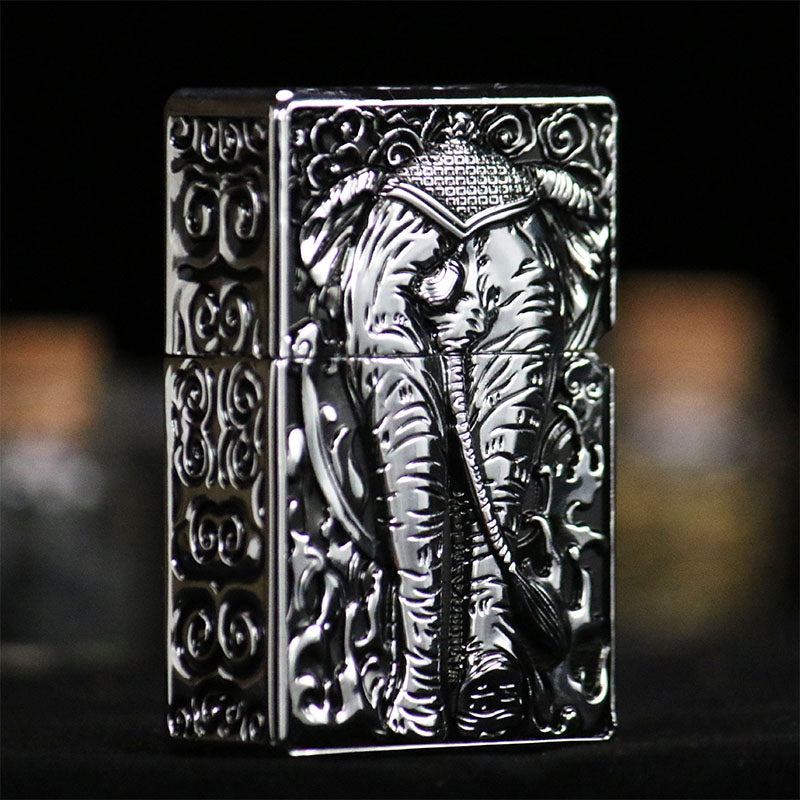 ROYAL TUSK LIGHTER (NEW)