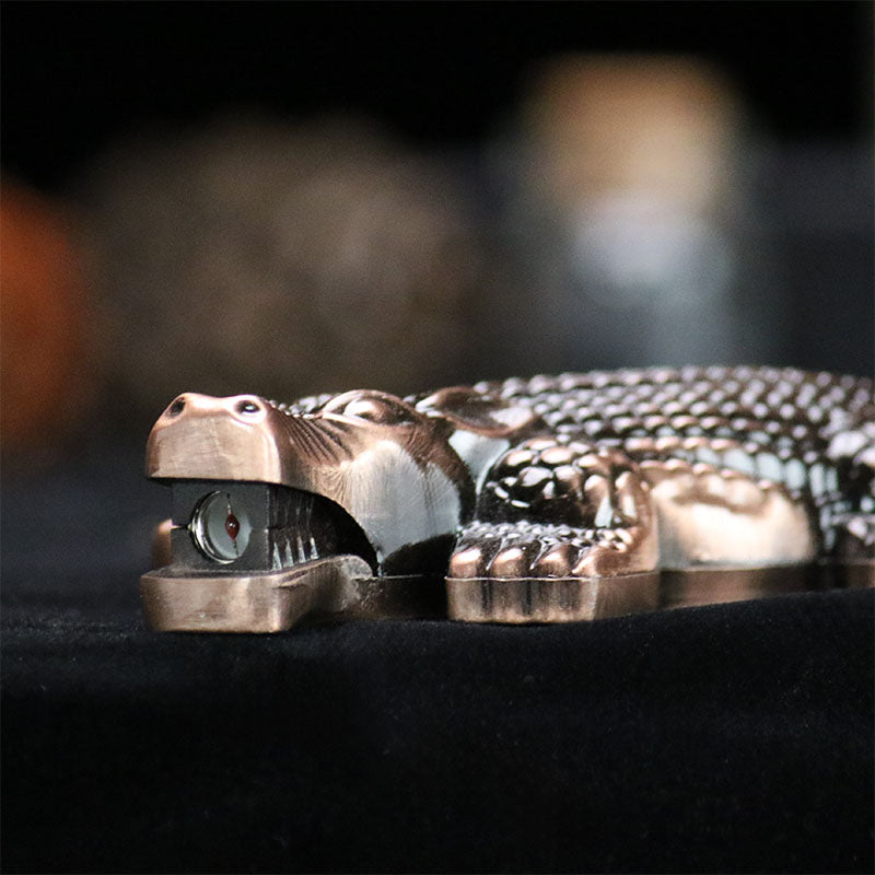 CROCODILE TORCH