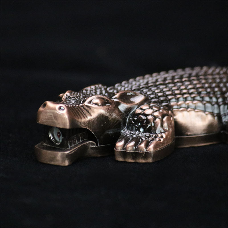 CROCODILE TORCH