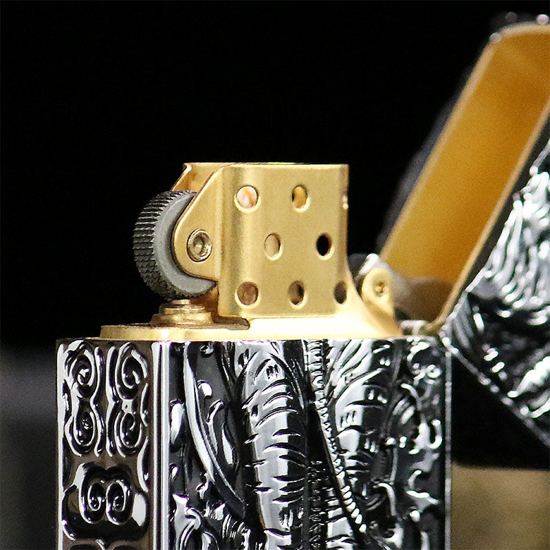 ROYAL TUSK LIGHTER (NEW)